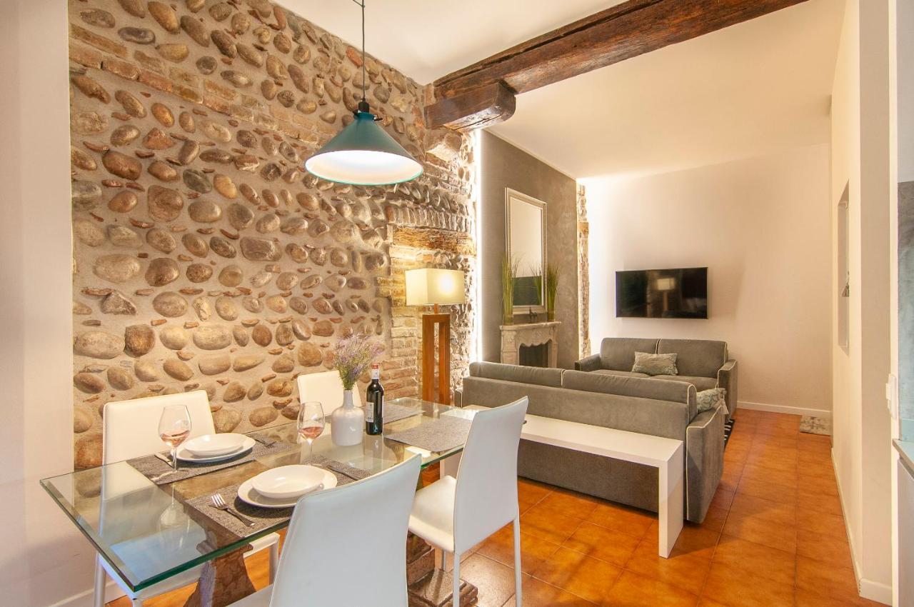 Apartamento Il Cuscino Di Giulietta - 2 Min From Arena Verona Exterior foto