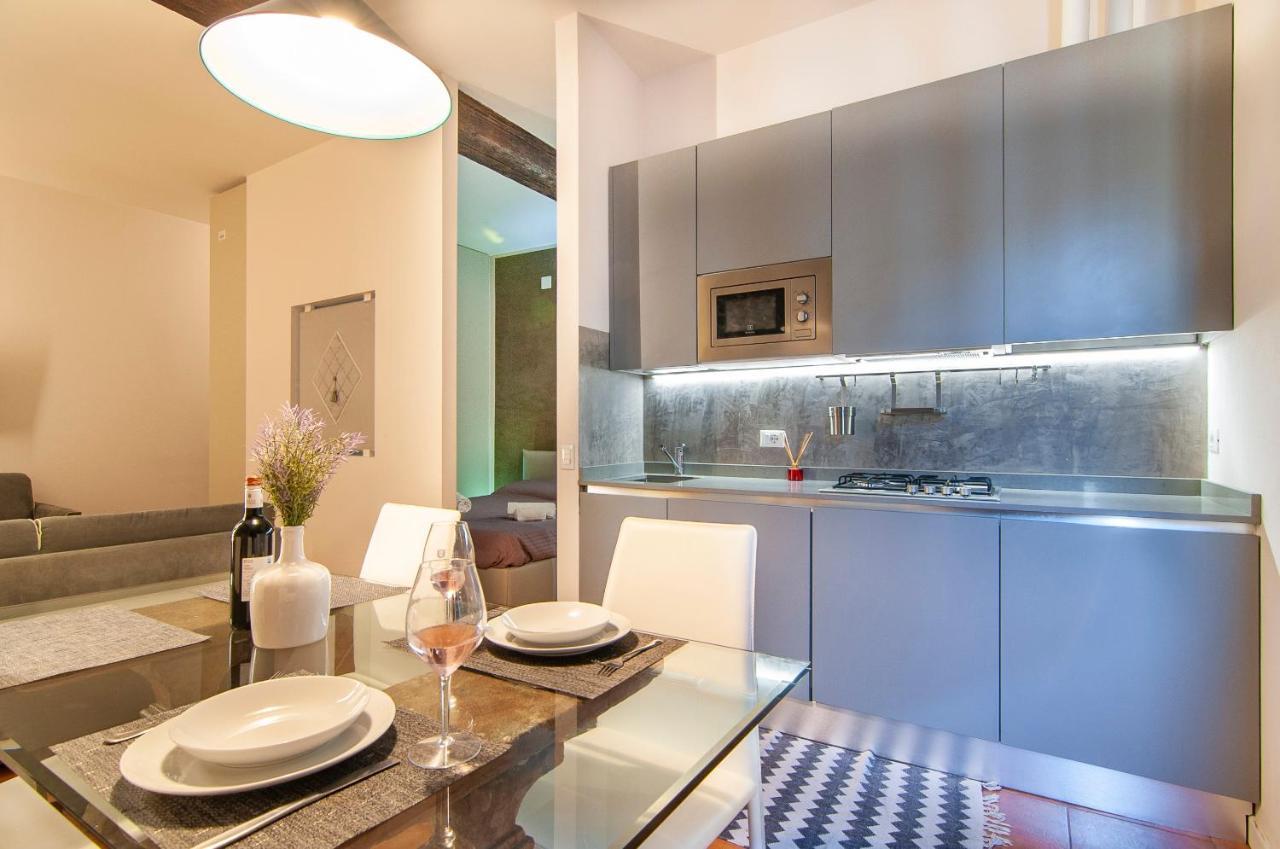 Apartamento Il Cuscino Di Giulietta - 2 Min From Arena Verona Exterior foto