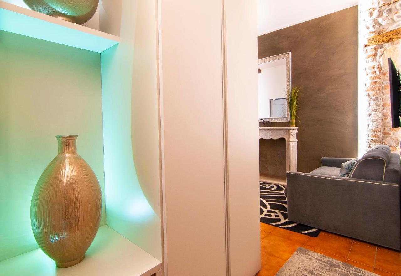 Apartamento Il Cuscino Di Giulietta - 2 Min From Arena Verona Exterior foto
