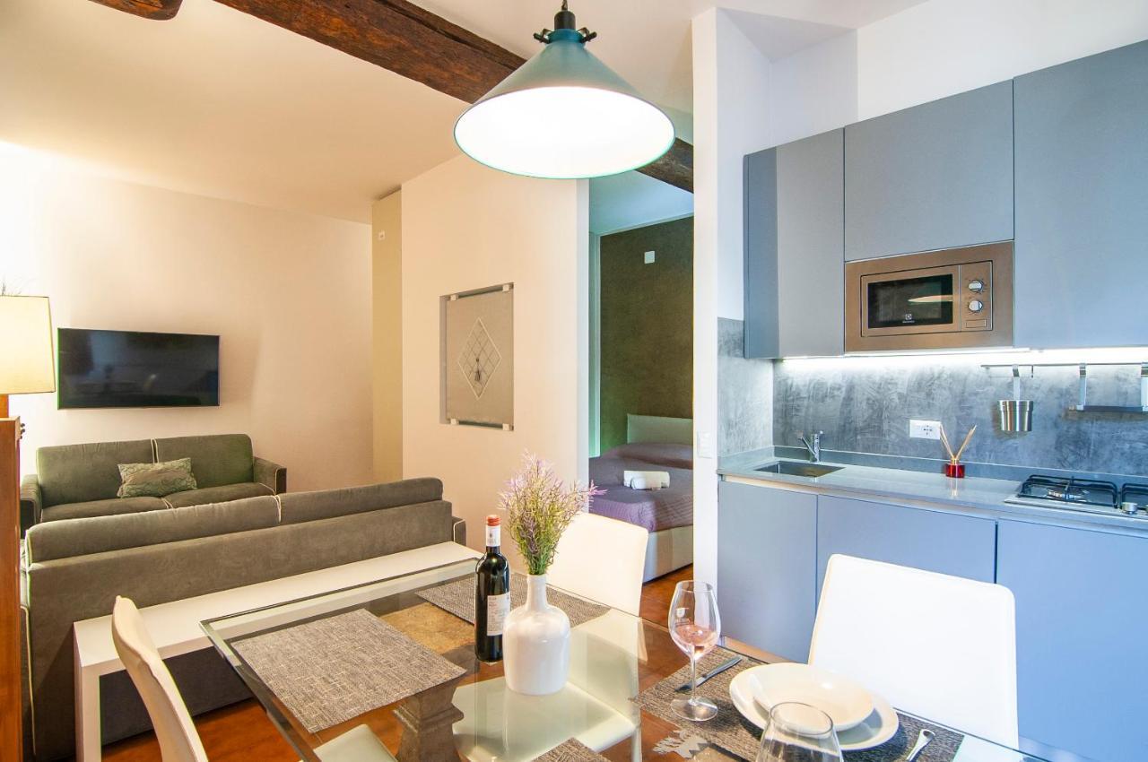 Apartamento Il Cuscino Di Giulietta - 2 Min From Arena Verona Exterior foto