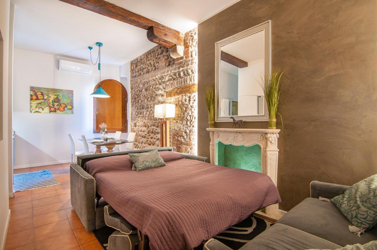 Apartamento Il Cuscino Di Giulietta - 2 Min From Arena Verona Exterior foto